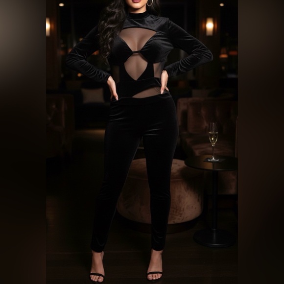 The Cande shop Pants - New the Cande shop black velvet cutout jumpsuit sz Large